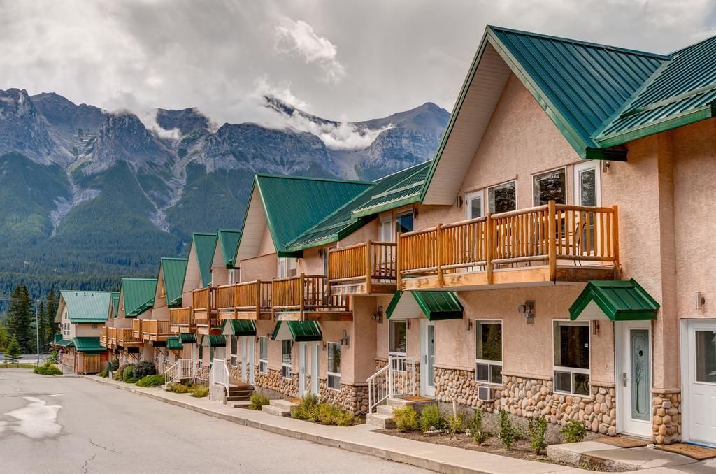 Inn Of The Rockies Canmore Buitenkant foto