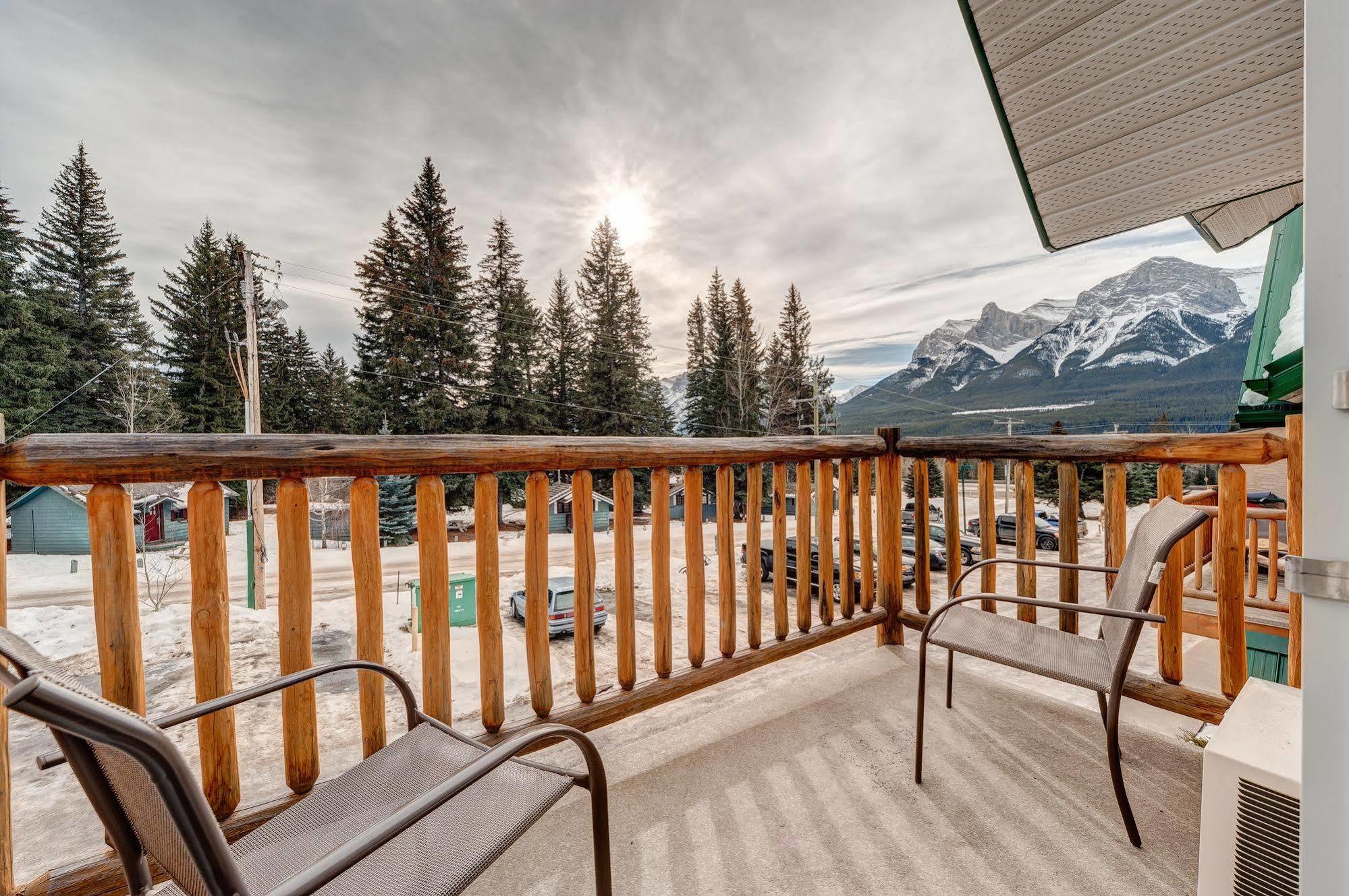 Inn Of The Rockies Canmore Buitenkant foto