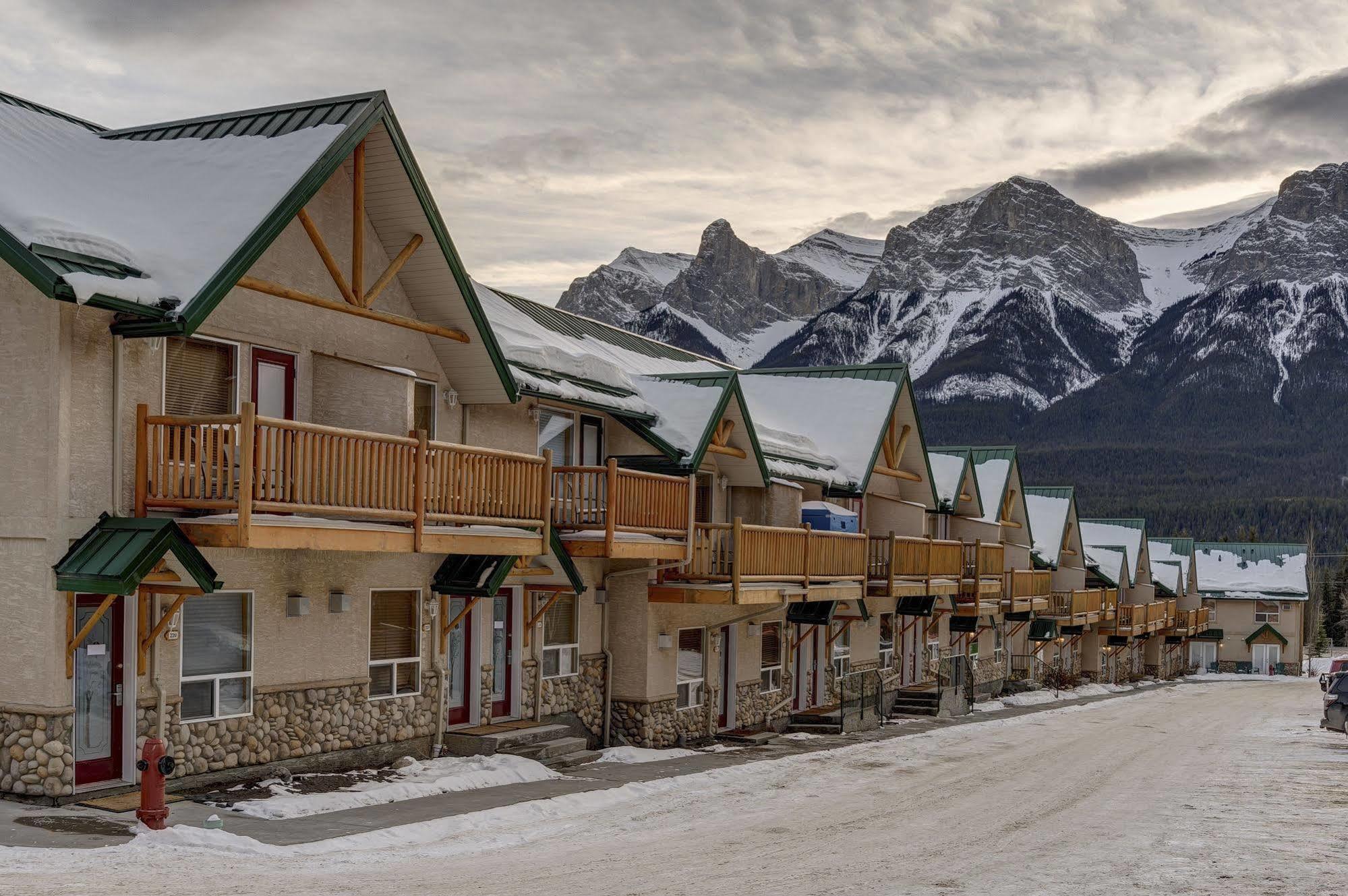 Inn Of The Rockies Canmore Buitenkant foto